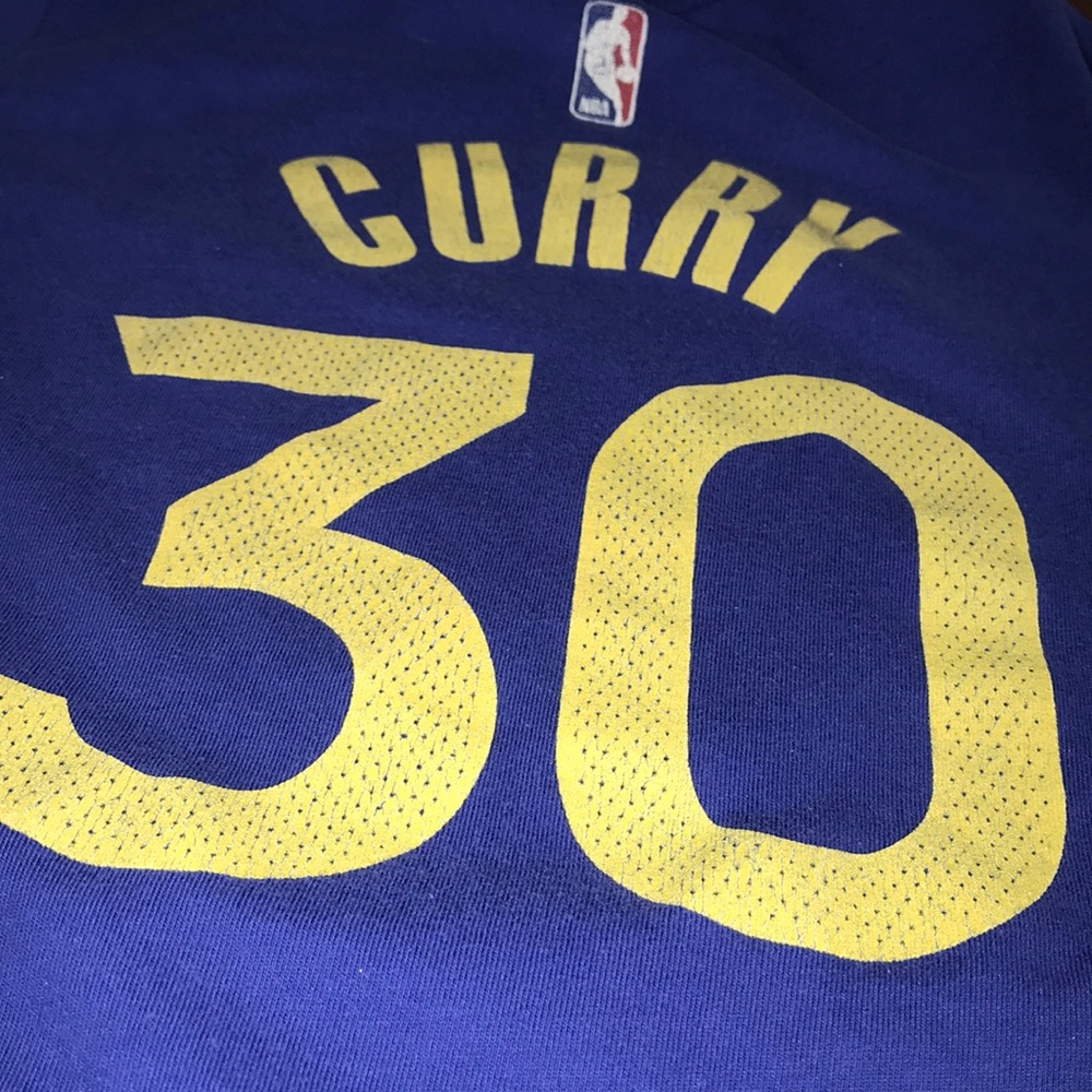 Nike Blue Golden State Warriors Tee with Yellow Logo Steph Curry - Picture 5 of 5